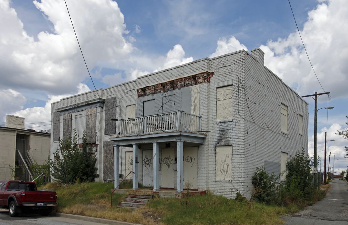 1102-1104 Oak St in Richmond, VA - Foto de edificio