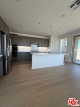 28908 Vertex Way in Santa Clarita, CA - Building Photo - Building Photo