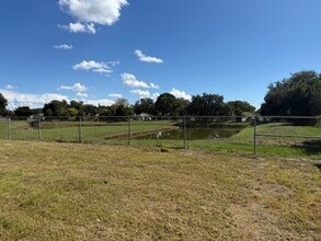 1510 Massa St in Kissimmee, FL - Foto de edificio - Building Photo