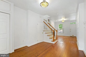 10 E Henrietta St in Baltimore, MD - Building Photo - Building Photo