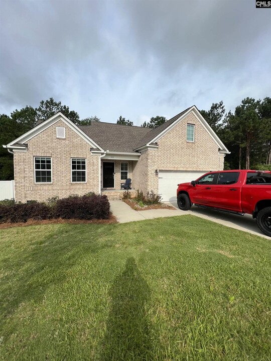 50 Dafauskie Ct in Oswego, SC - Building Photo