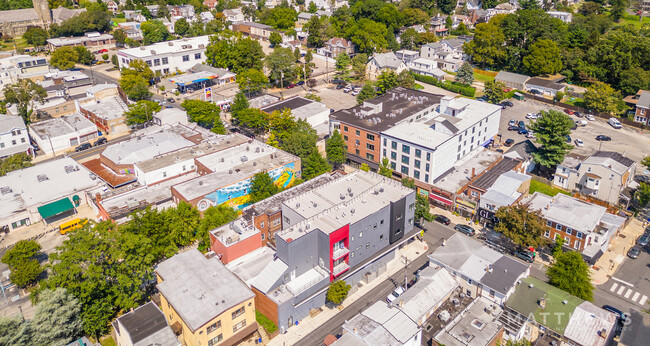 6162 Ridge Ave in Philadelphia, PA - Building Photo - Building Photo