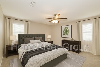 2811 Queen Palm Dr in Edgewater, FL - Building Photo - Building Photo