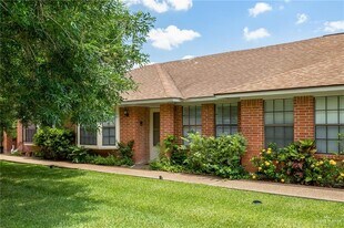 12 La Vista Ave in McAllen, TX - Building Photo