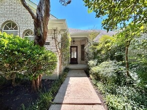 10819 Redmond Rd in Austin, TX - Building Photo - Building Photo