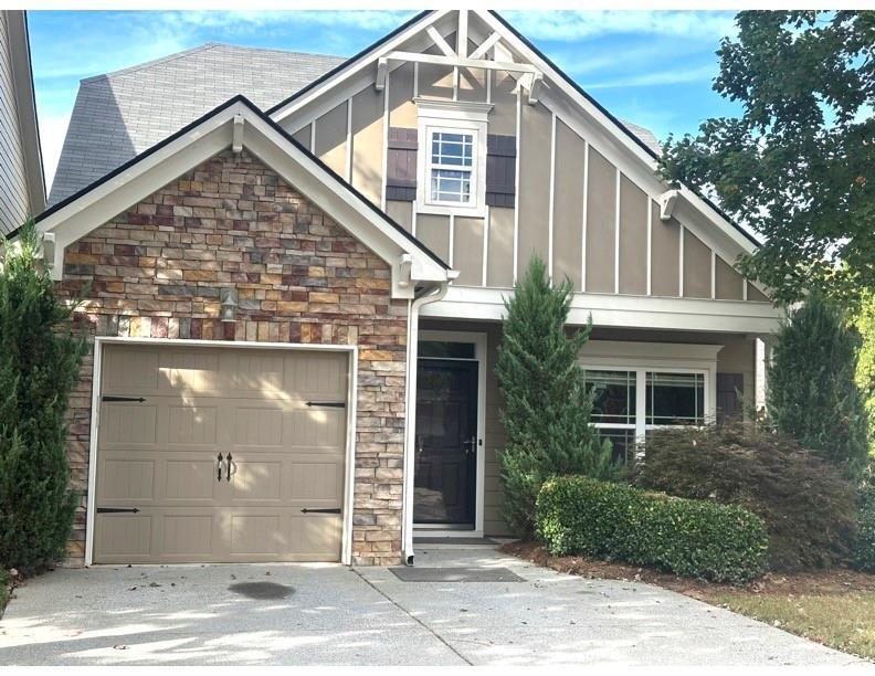 140 Oakmont Dr in Dawsonville, GA - Building Photo