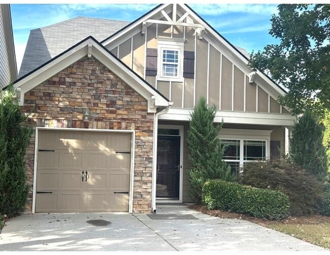 140 Oakmont Dr