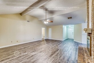 1819 Pilgrims Point Dr in Friendswood, TX - Building Photo - Building Photo