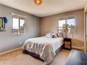 2740 Rosalyn Ct, Unit 301 in Minneapolis, MN - Building Photo - Building Photo