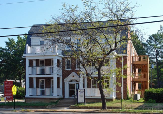 West Grove Condominium in Richmond, VA - Foto de edificio - Building Photo