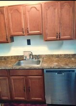 59 Laird Dr in Bristol, CT - Building Photo - Building Photo