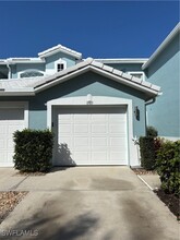 1262 Sweetwater Ln in Naples, FL - Foto de edificio - Building Photo