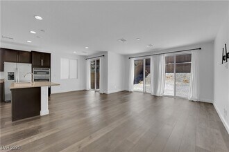 12549 Lylan Ridge St in Las Vegas, NV - Building Photo - Building Photo