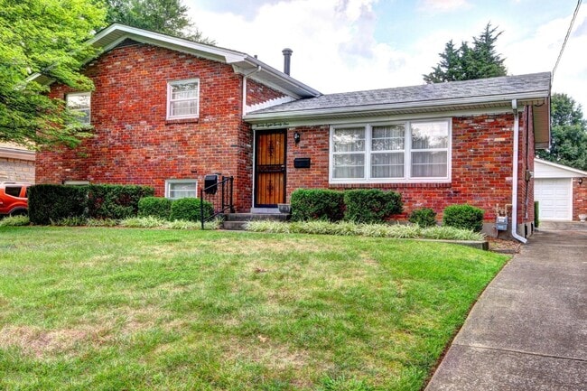 property at 2821 Pomeroy Dr