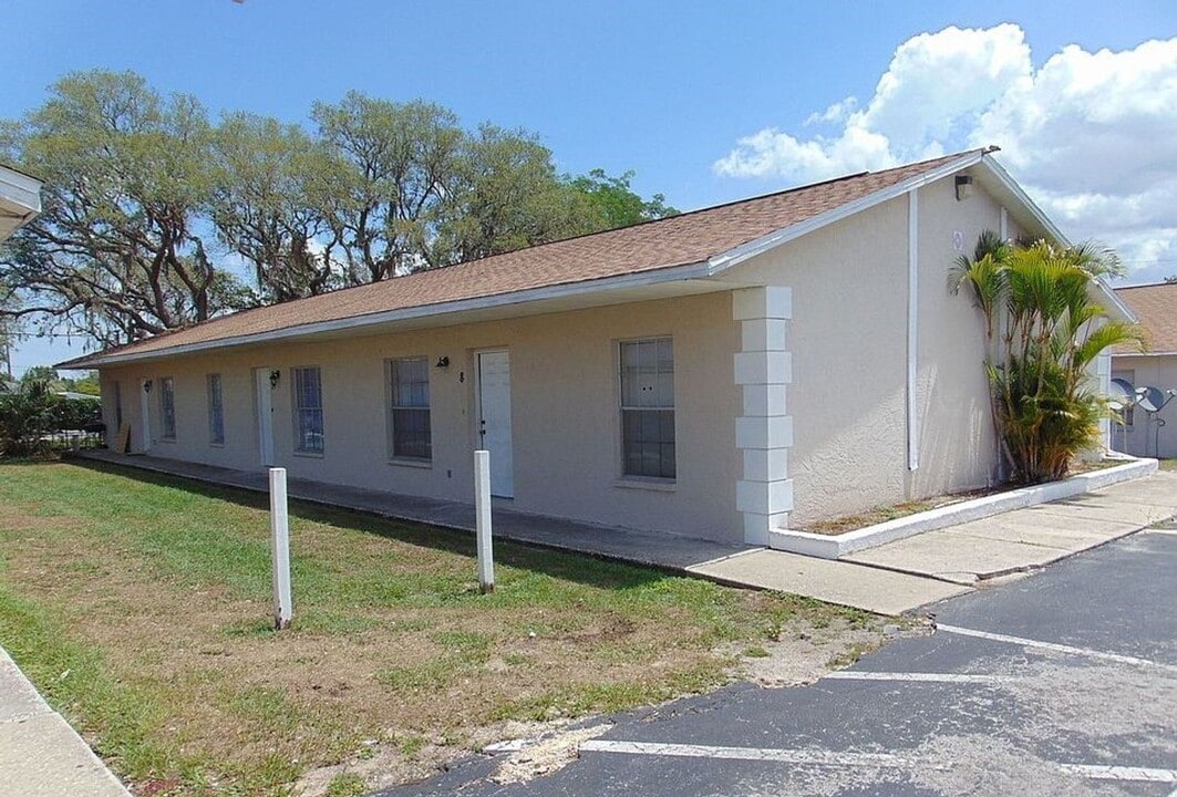 Prosperity at NPR- Porter in New Port Richey, FL - Building Photo