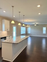7010 Shelton Ln in Alvaton, KY - Building Photo - Building Photo