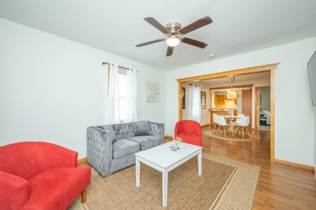 1708 SE 1st St in Des Moines, IA - Building Photo - Building Photo