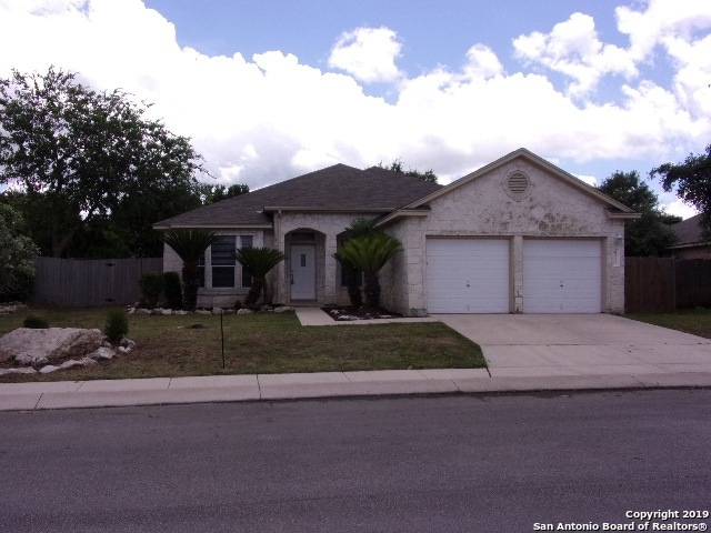 9352 Cedar Point in Helotes, TX - Building Photo