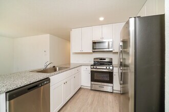 1221 White Willow in New Braunfels, TX - Building Photo - Building Photo