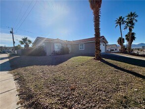 1660 Kyle Ave in Bullhead City, AZ - Building Photo - Building Photo