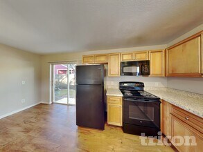 8312 N Orangeview Ave in Tampa, FL - Building Photo - Building Photo