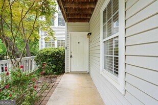 901 Gettysburg Pl in Atlanta, GA - Building Photo