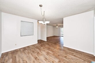 3011 Massey Rd in Vestavia Hills, AL - Building Photo - Building Photo