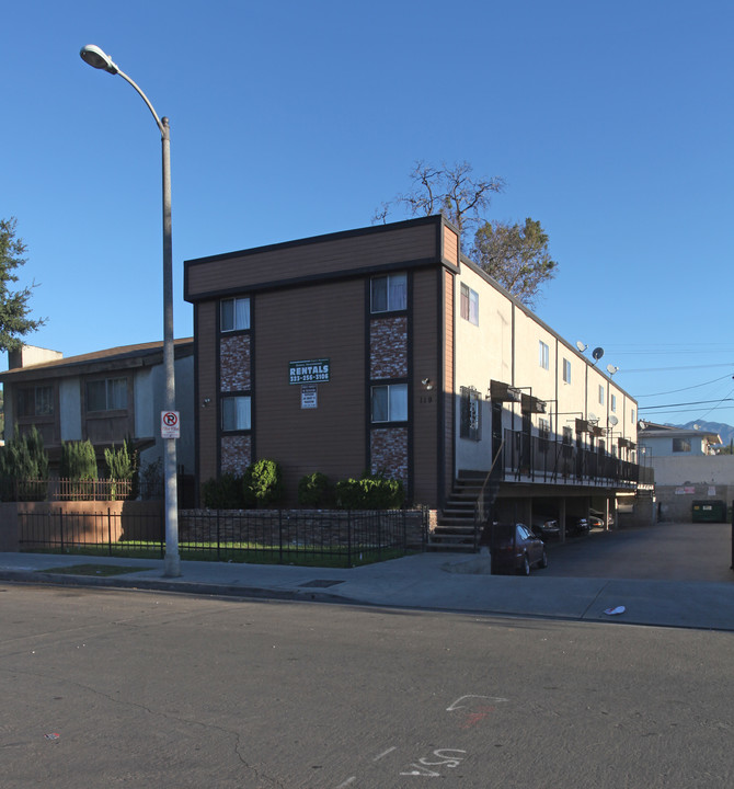 119 E Avenue 39 in Los Angeles, CA - Foto de edificio