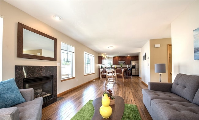 10740 Whitman Ave N in Seattle, WA - Building Photo - Building Photo