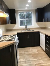 13012 Riverside Dr in Los Angeles, CA - Building Photo - Building Photo