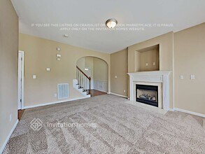1821 Crabapple Tree Ln in Charlotte, NC - Foto de edificio - Building Photo