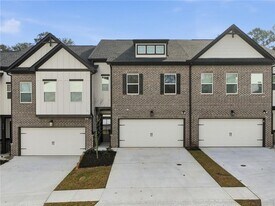 5728 Urban Vlg Wy in Tucker, GA - Building Photo