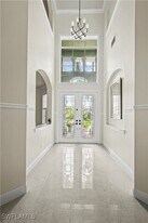 19380 La Serena Dr in Ft. Myers, FL - Building Photo