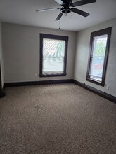2615 Maple St in Erie, PA - Foto de edificio - Building Photo