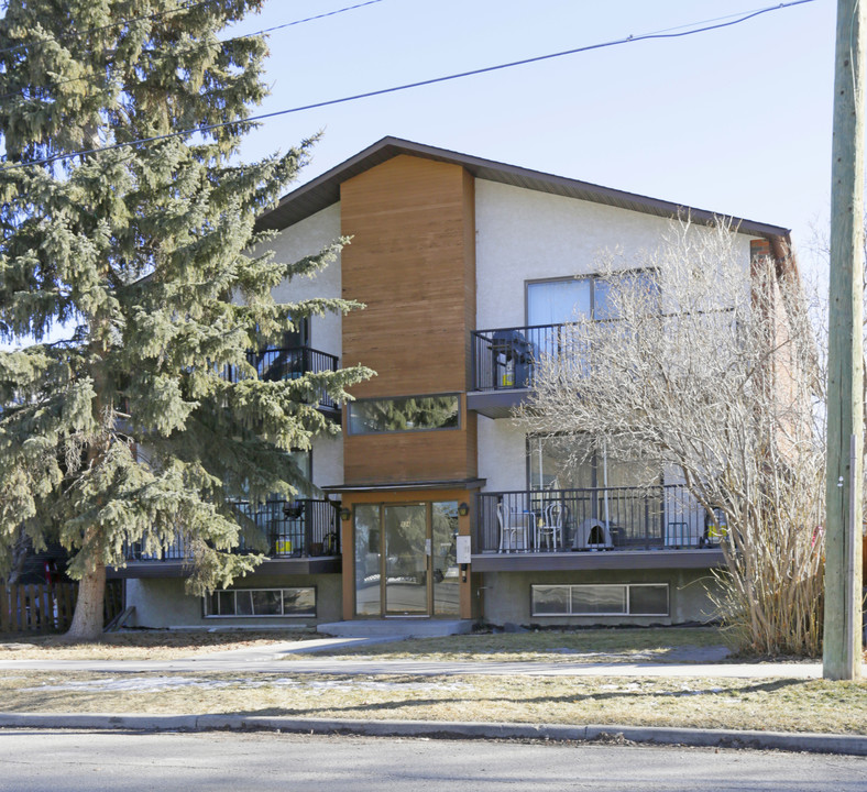 934 5a St NW in Calgary, AB - Building Photo