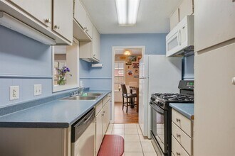 202 Park Pl in College Station, TX - Building Photo - Building Photo