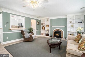 750 E Marshall St in West Chester, PA - Building Photo - Building Photo