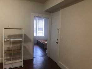 39 Henry St, Unit 3 in Passaic, NJ - Foto de edificio - Building Photo