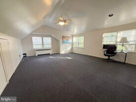 502 Lakeview Ave in Pitman, NJ - Building Photo