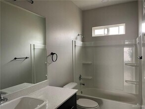 3401 Frio Ave in McAllen, TX - Building Photo - Building Photo