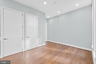 1307 Clifton St NW in Washington, DC - Building Photo - Building Photo