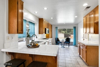 2676 Santa Ynez Ave in Simi Valley, CA - Building Photo - Building Photo