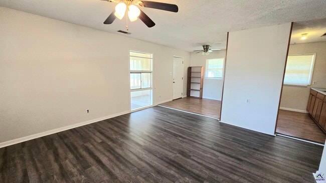 318 Bruce St in Warner Robins, GA - Building Photo - Building Photo