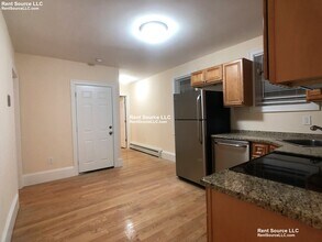 6-8 Nashua St. Unit 2 in Somerville, MA - Building Photo - Building Photo