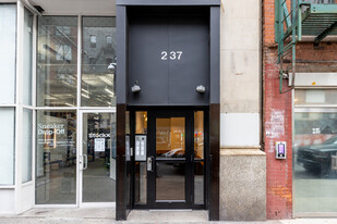 237 Lafayette St in New York, NY - Foto de edificio - Building Photo