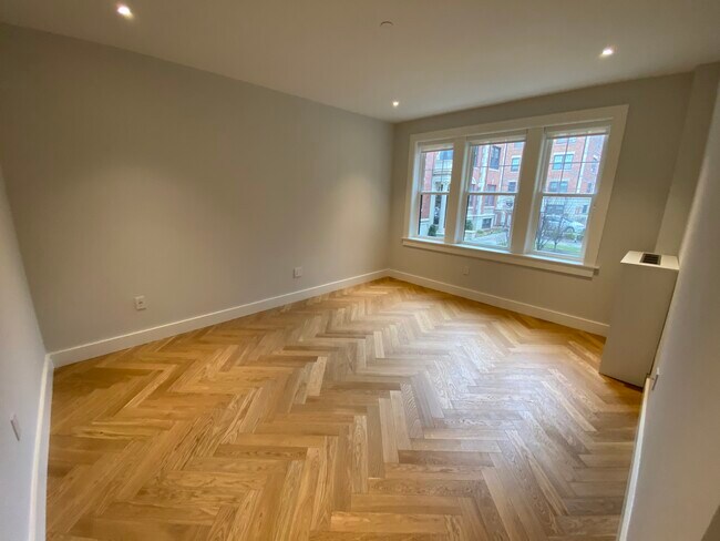 17A Forest St in Cambridge, MA - Foto de edificio - Building Photo