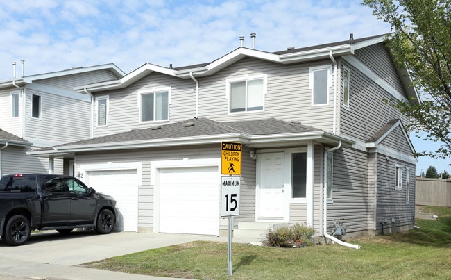 Cavell Ridge Townhomes