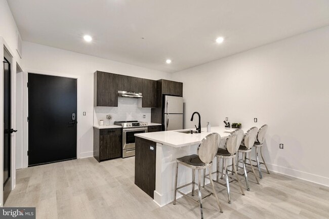 property at 3045-51 Richmond St