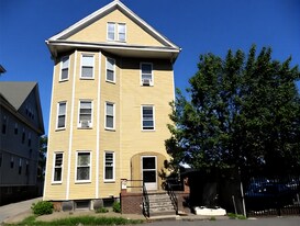 24 Everett St, Unit 1 in Boston, MA - Building Photo