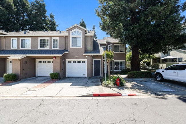 property at 43 Crystal Gate Ct